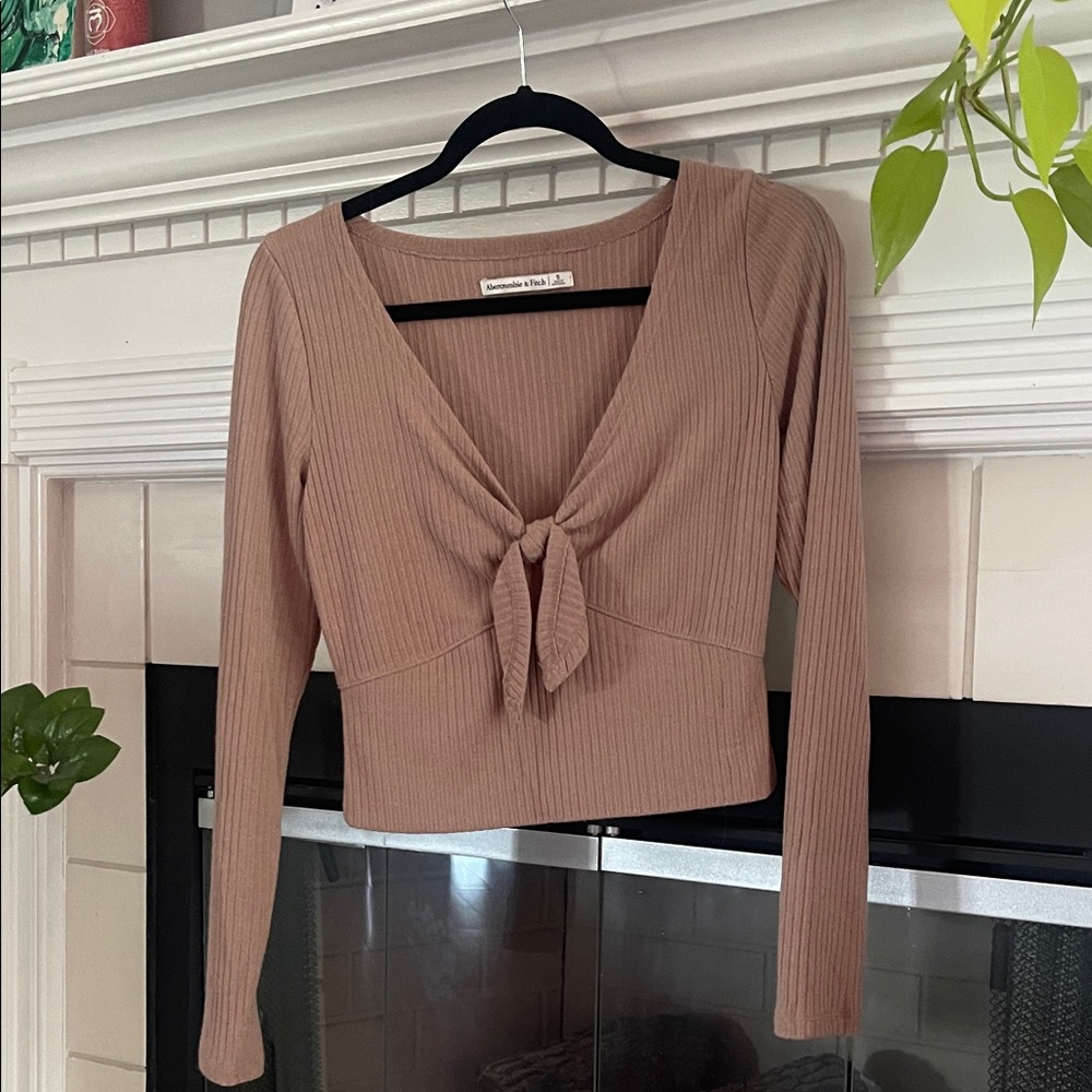 Abercrombie Ribbed Tie-Front Long Sleeve in Nude
